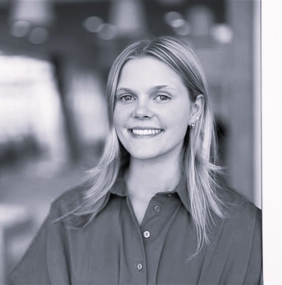 Kendall Headly, Guest Services